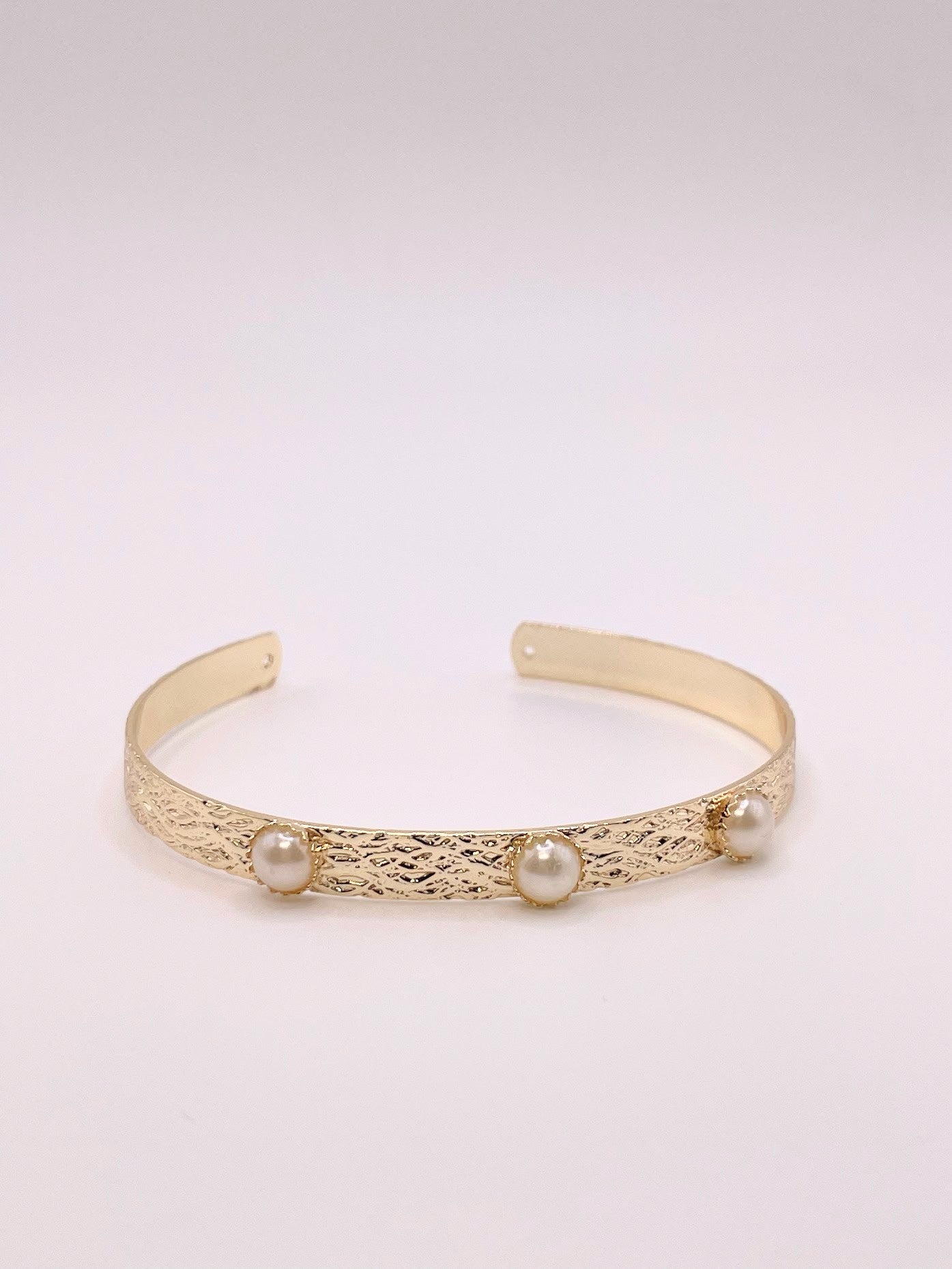 Viverio Cuff Bracelet